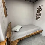Brivibas - West / East, Free Privat Parking, Free Wifi, Self Check-in *