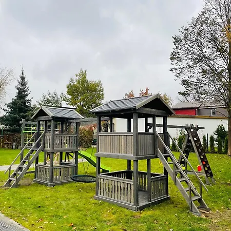 Brivibas - West / East, Free Privat Parking, Free Wifi, Self Check-in