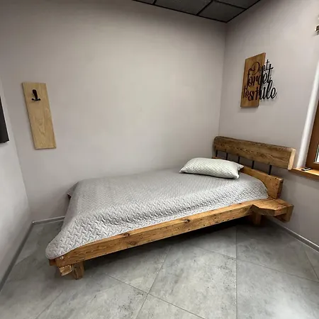 Brivibas - West / East, Free Privat Parking, Free Wifi, Self Check-in * Riga