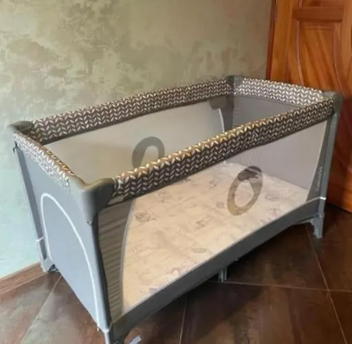 Brivibas - West / East, Free Privat Parking, Free Wifi, Self Check-in