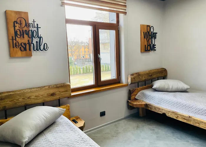 Brivibas - West / East, Free Privat Parking, Free Wifi, Self Check-in Апартаменты Рига