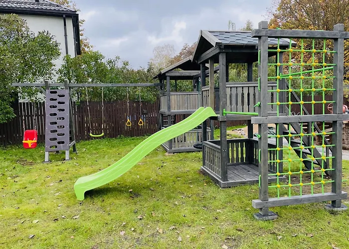 Brivibas - West / East, Free Privat Parking, Free Wifi, Self Check-in