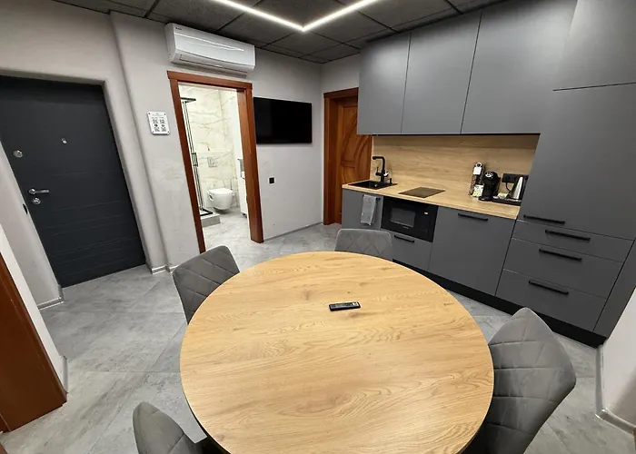 Διαμέρισμα Brivibas - West / East, Free Privat Parking, Free Wifi, Self Check-in